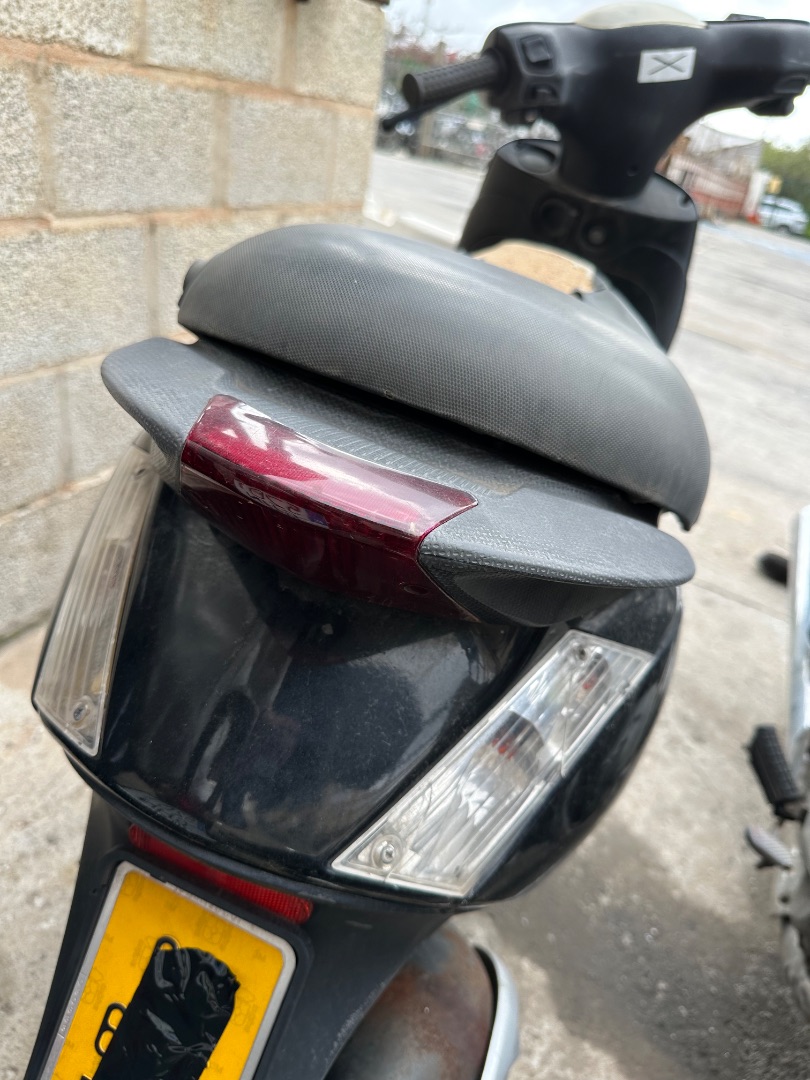 COLIN TRASERO 1694843 COLIN TRASERO 1694843