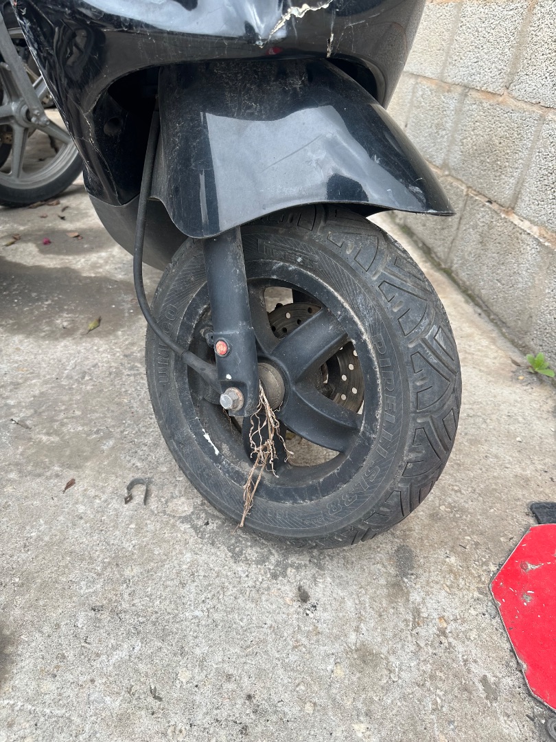 LLANTA DELANTERA 1694875 LLANTA DELANTERA 1694875