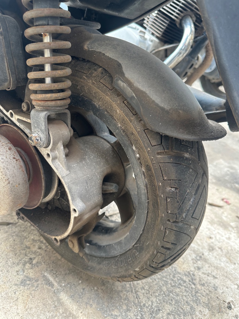 LLANTA TRASERA 1694876 LLANTA TRASERA 1694876