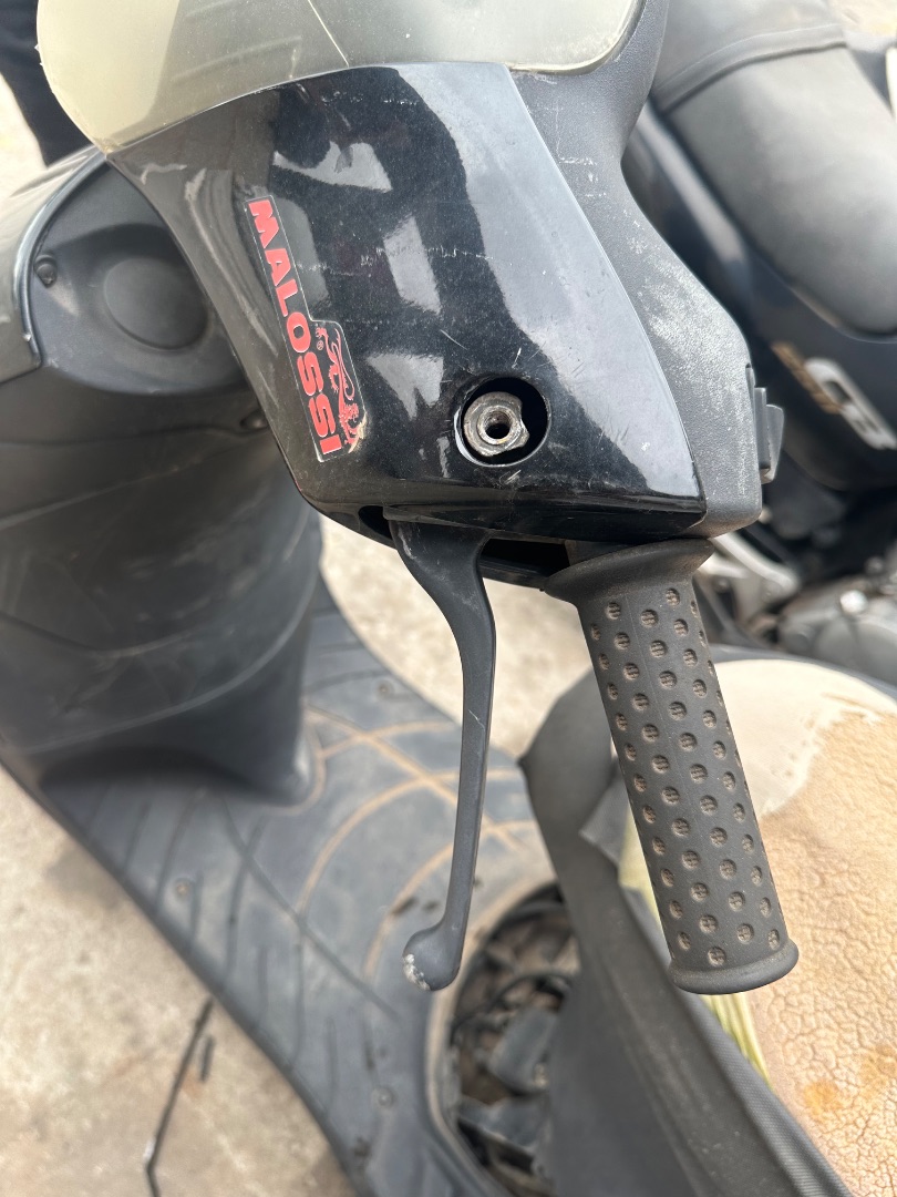 MANETA IZQUIERDA 1694879 MANETA IZQUIERDA 1694879