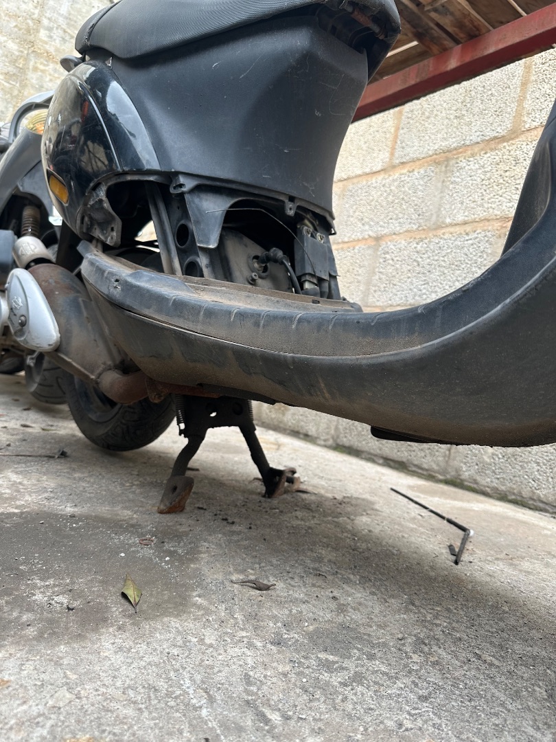 ESTRIBOS LATERALES 1694840 ESTRIBOS LATERALES 1694840