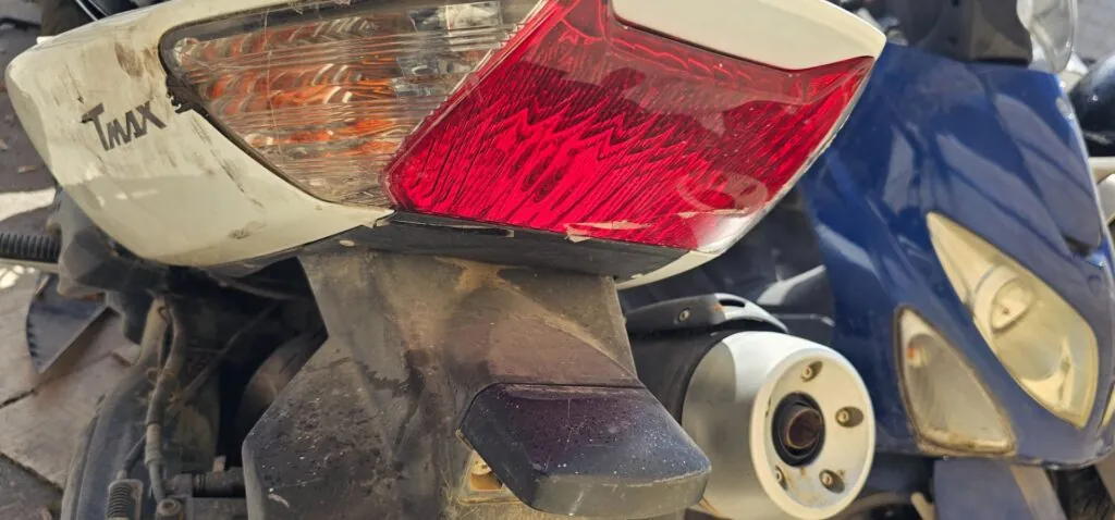 LUZ DE FRENO 1679956