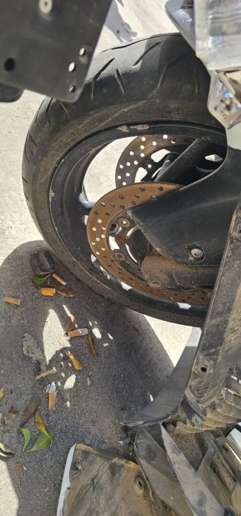 LLANTA DELANTERA 1679951