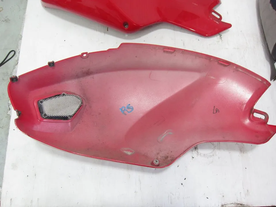 CARENADO DELANTERO DERECHO 1007731 CARENADO DELANTERO DERECHO 1007731